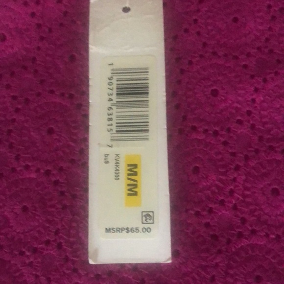 New sleeveless top! - Picture 5 of 8